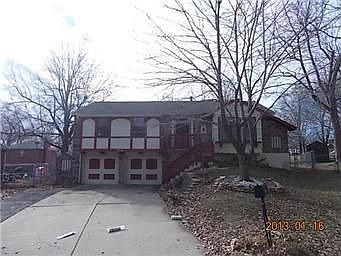 1st image of 3016 NW Bristol Ct