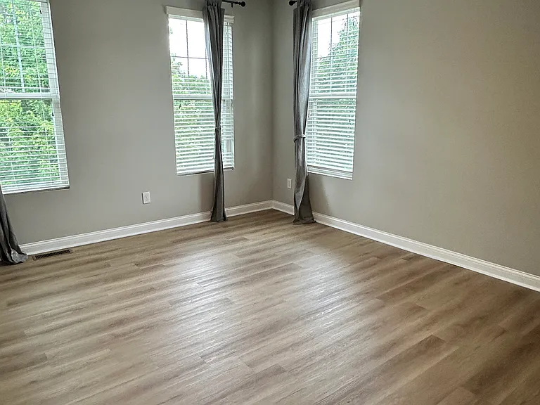 328 Lemery Dr — Photo 13