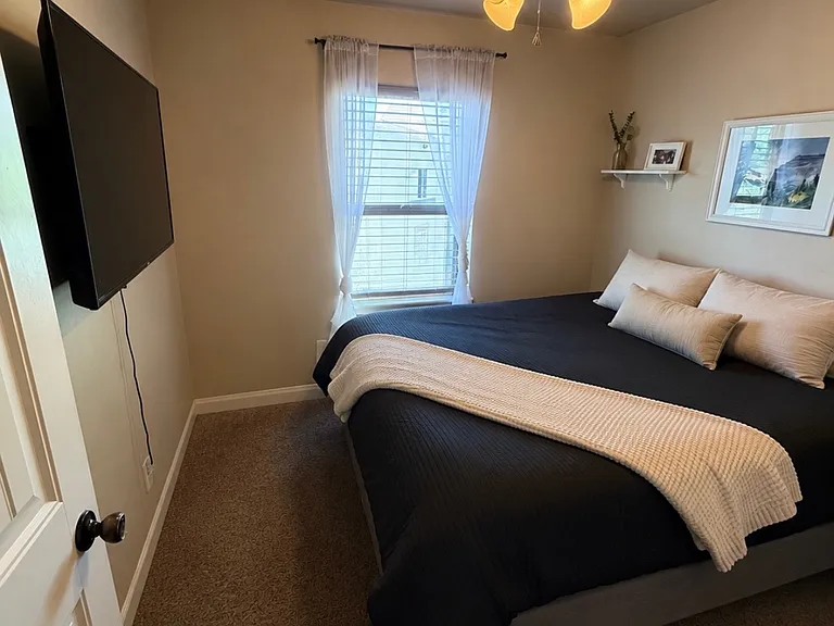 2075 S Sir Monte Dr #13 — Photo 4