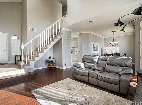 4th image of 22805 Acacia Ct