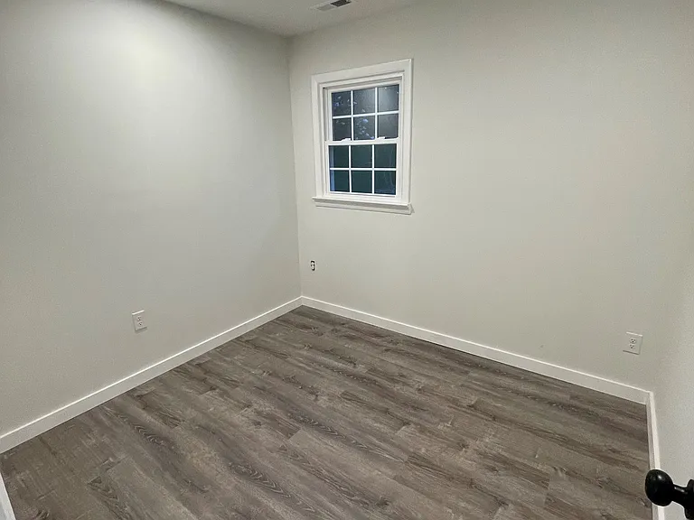 3105 Gay Ave — Photo 9