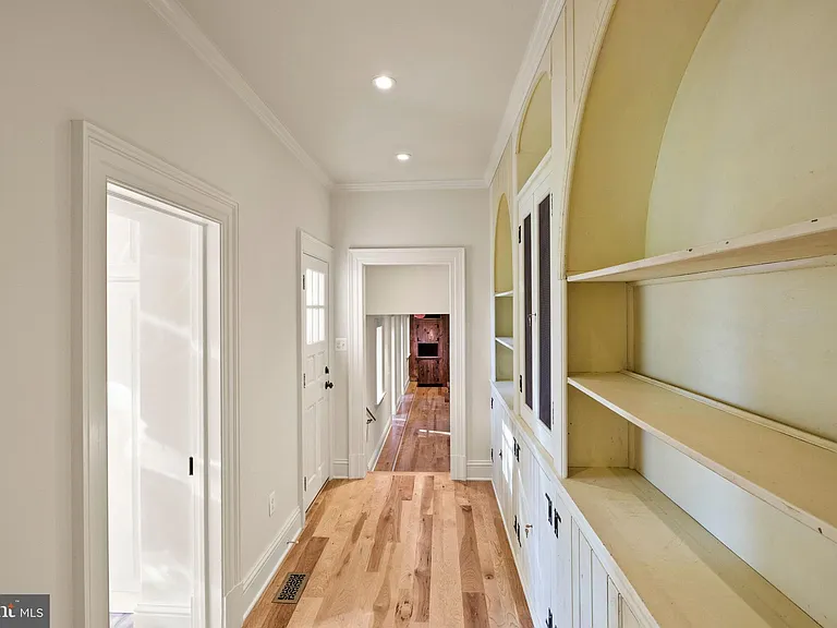 16131 Old York Rd — Photo 61