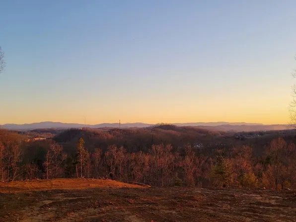 270 Old Carden Hollow Rd, Bristol, TN 37620