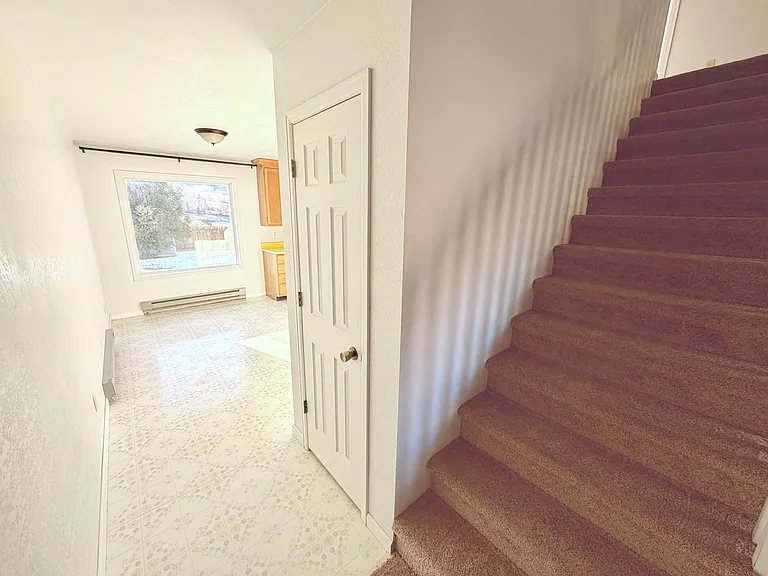 726 Lillian Ln #202 — Photo 32
