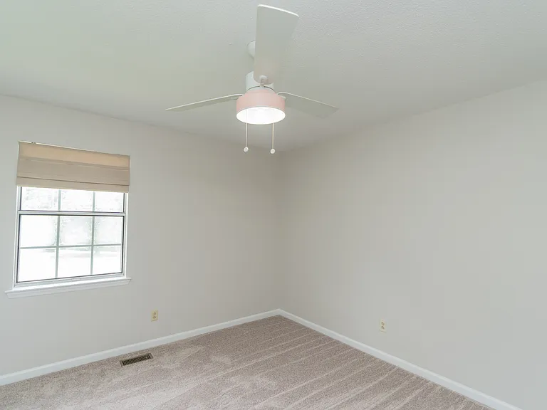 7830 Cove Ridge Dr — Photo 16