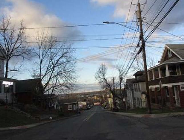 2nd image of 406 Cogswell Ave