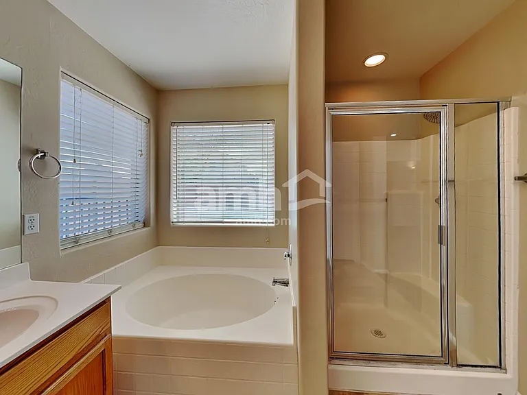 17367 W Elizabeth Ave — Photo 12