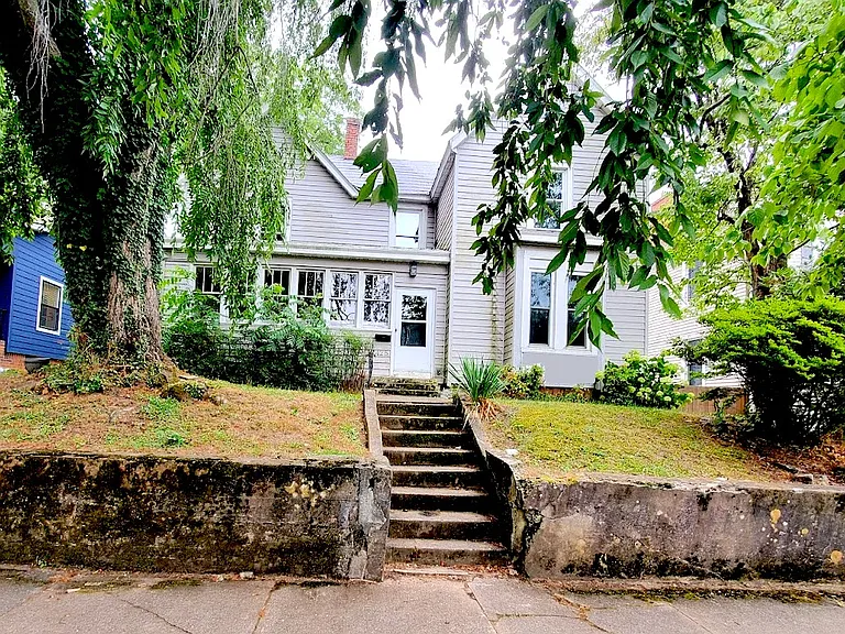 425 W Pine St #3 — Photo 3