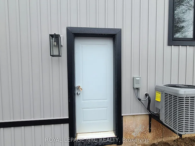 318 River Rd #LOWER — Photo 3