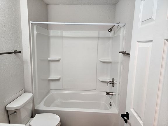 Newly remodeled bath.