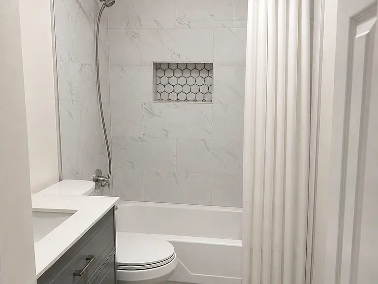 1611 N Windsor Dr #207 — Photo 7
