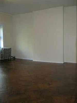 Rented by Tower Brokerage | media 18