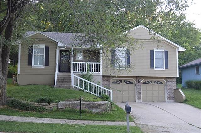 1st image of 3122 Bryn Mawr Dr