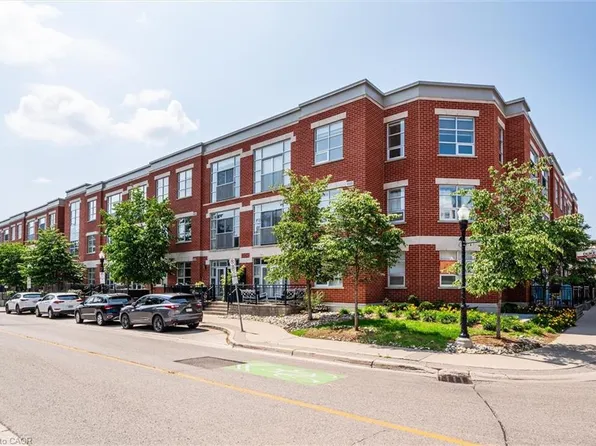 165 Duke St E #218, Kitchener, ON N2H 6T8