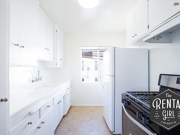 2nd image of 1480 Alvira St APT 7