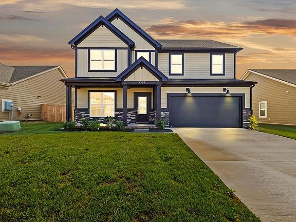 3rd image of 9324 Woodgate Cir