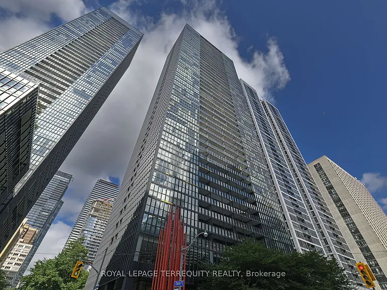 110 Charles St E #2710 — Photo 1