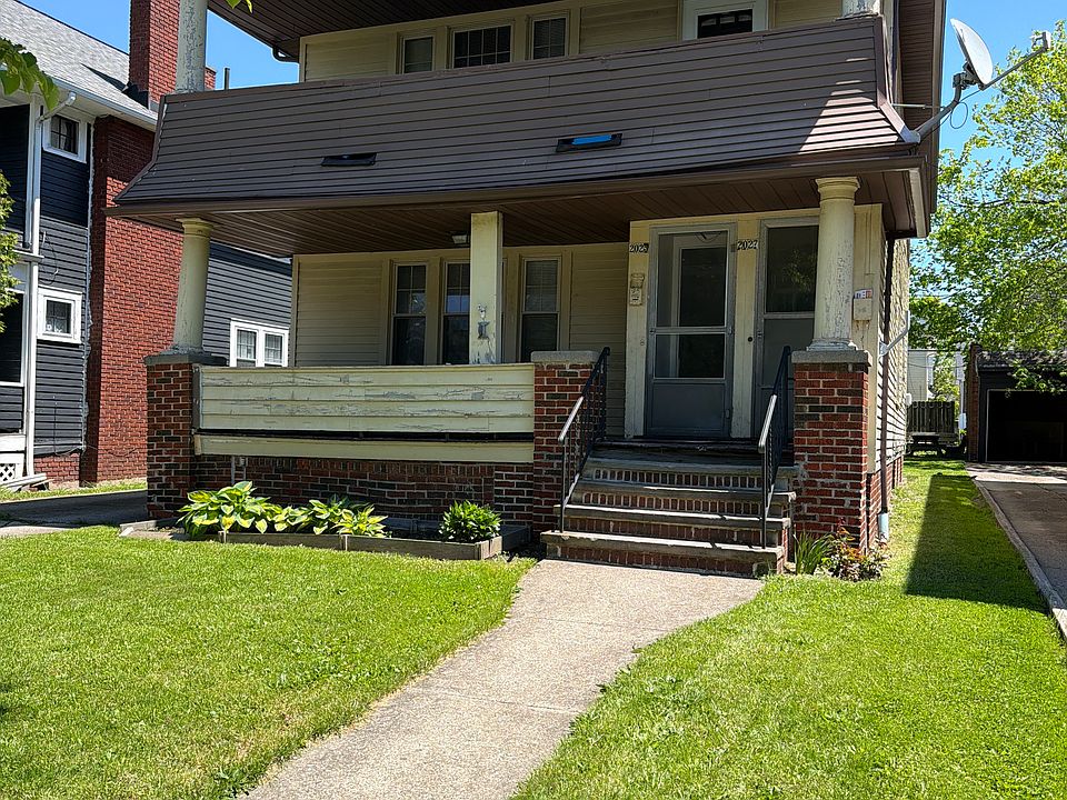 1st image of 2025 Lewis Dr #Dw