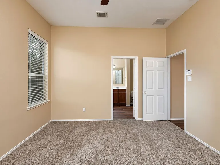 2510 Sedona St — Photo 50