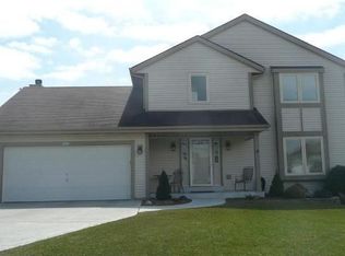 4851 W Xavier Dr, Franklin, WI 53132