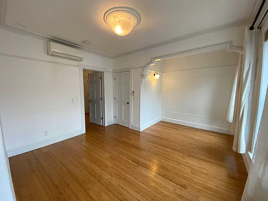 Rented by Compass | media 18