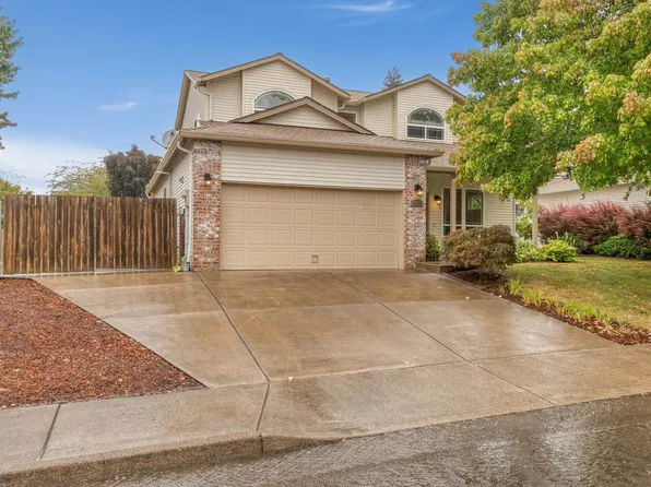 18283 Davis St, Sandy, OR 97055