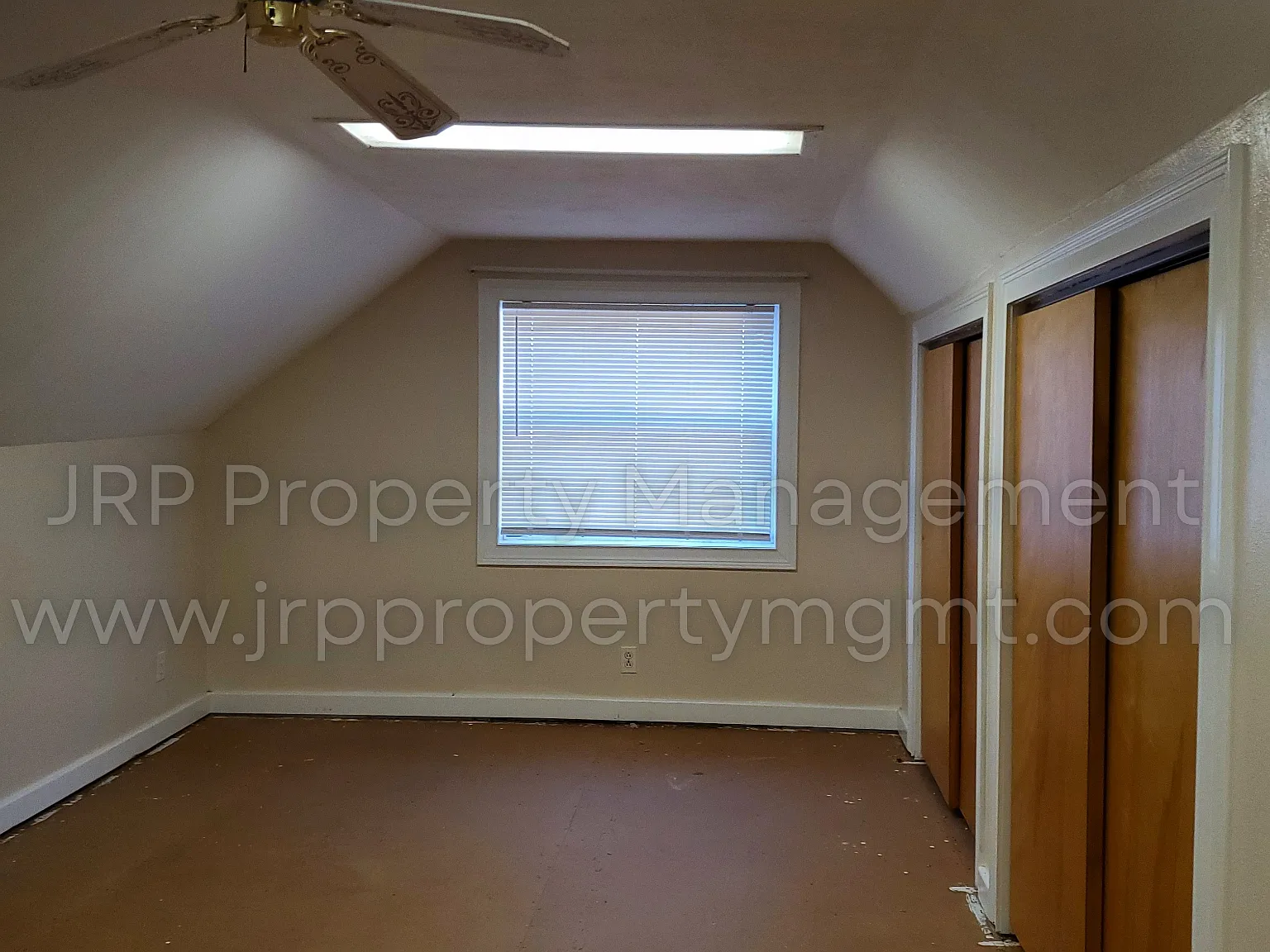 3148 Robinson - 1 — Photo 2