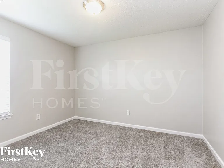3214 S Dendle Dr — Photo 12