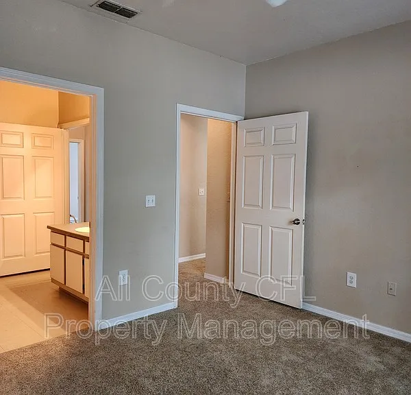 5961 Westgate Dr #2027 — Photo 9