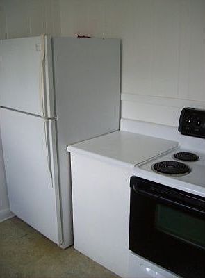 3rd image of 3104 W Bay Vista Ave