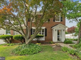 206 E Indian Spring Dr, Silver Spring, MD 20901