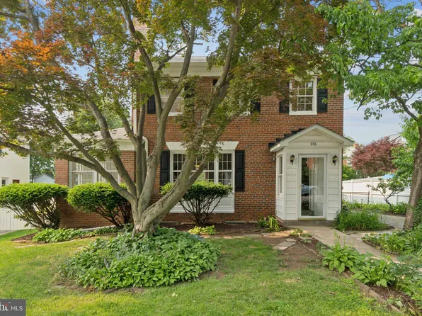 206 E Indian Spring Dr, Silver Spring, MD 20901
