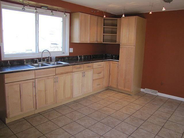 2nd image of 4765 Cedar Ct