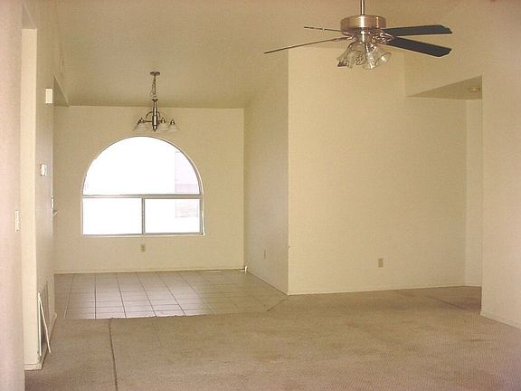 3rd image of 5212 W Piute Ave