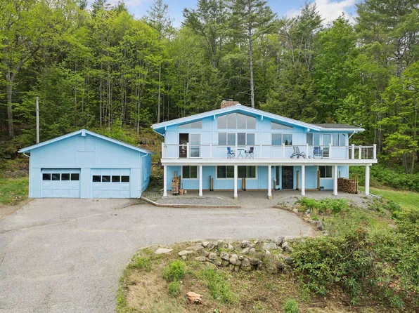 9 Tillinghast Road, Sutton, NH 03260