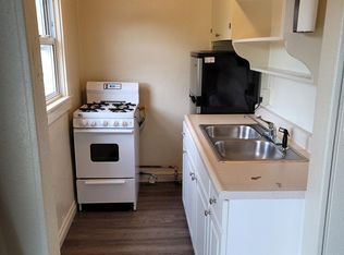 712 Park Ave APT 3, Bremerton, WA 98337