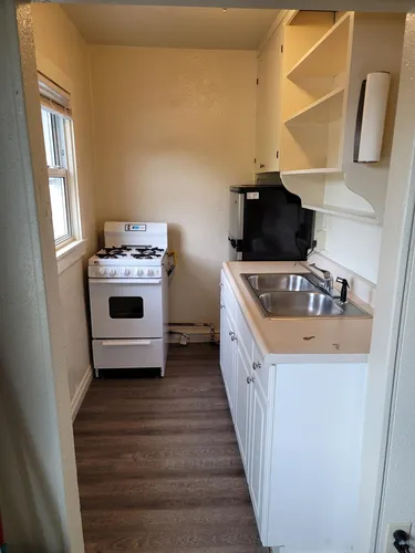 712 Park Ave #3 Photo 1