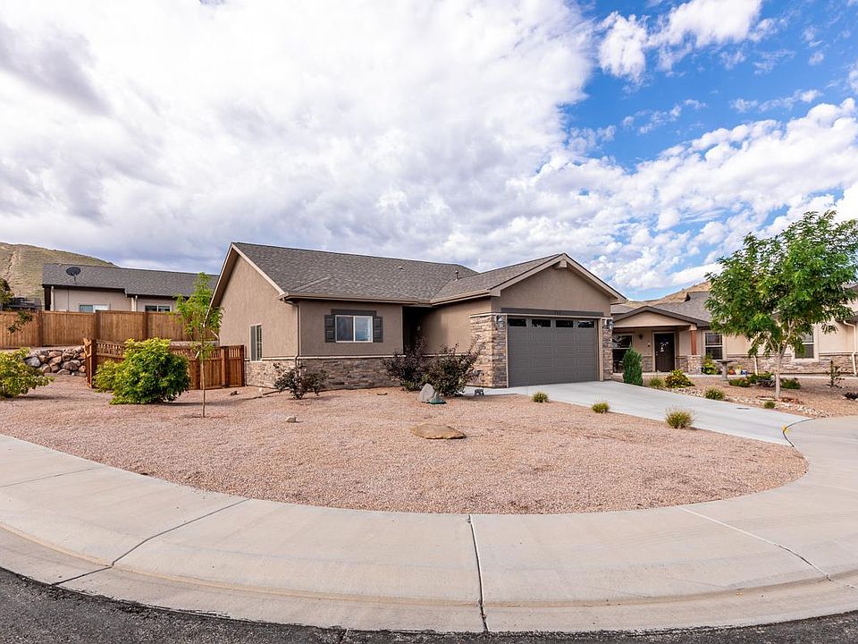 1st image of 205 Whisper Ln