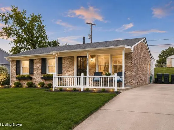 2720 Tregaron Ave, Jeffersontown, KY 40299