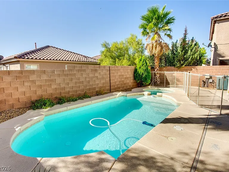 11741 Marina Grande Ct — Photo 46