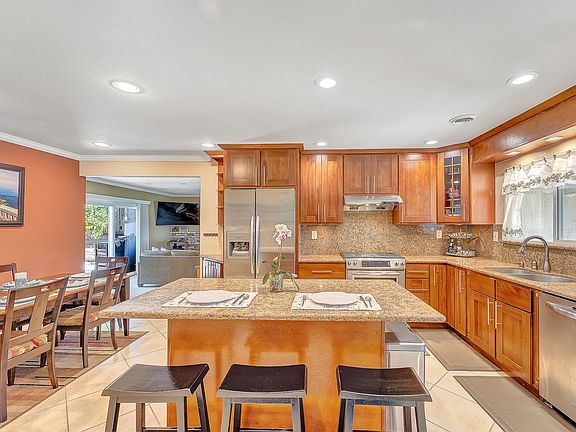3rd image of 3645 Bloomsbury Way
