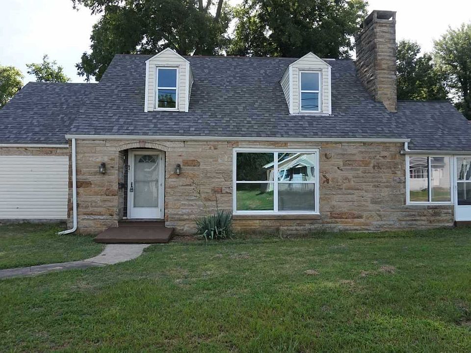 1st image of 622 N Main St