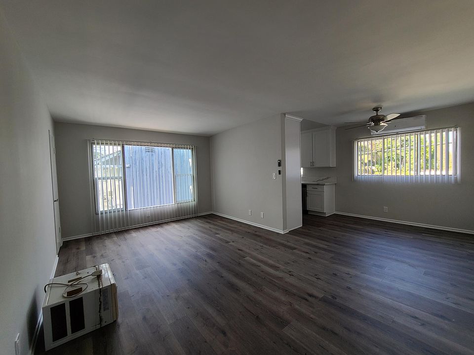 1st image of 1006 N Sierra Bonita Ave #9