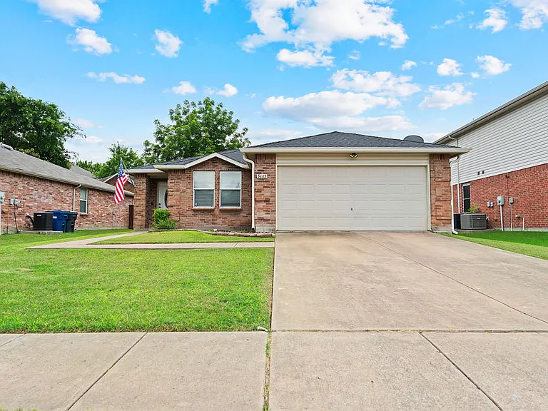 5405 Mountain Pointe Dr — Photo 1