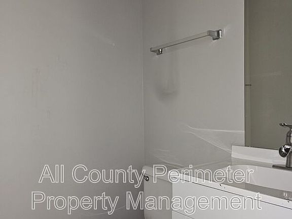 4th image of 4493 Bridle Ridge Way