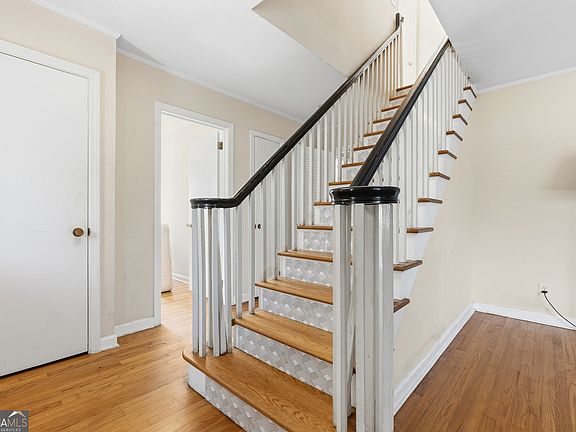 3rd image of 511 Hardeman Ave
