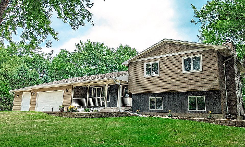1st image of 47222 S Rhonda Ave
