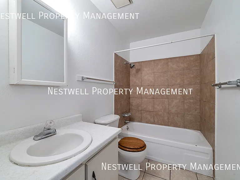 1881 W Lake Park Dr #3 — Photo 21