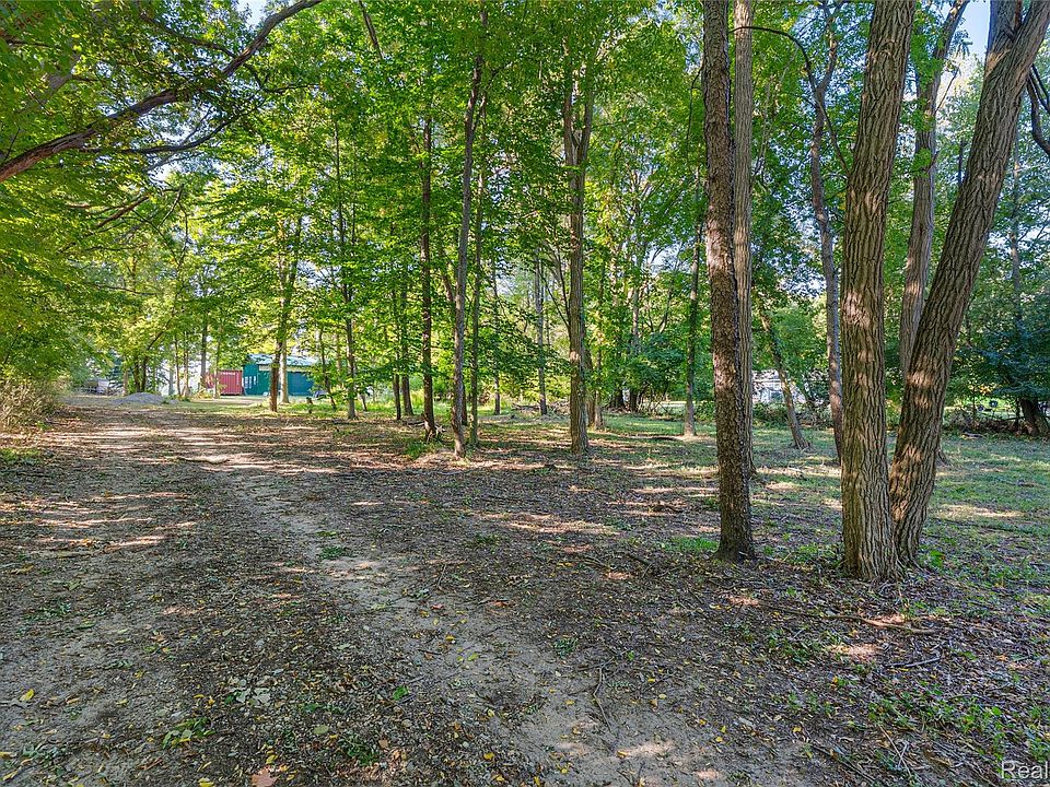 1st image of 3456 E Pierson Rd