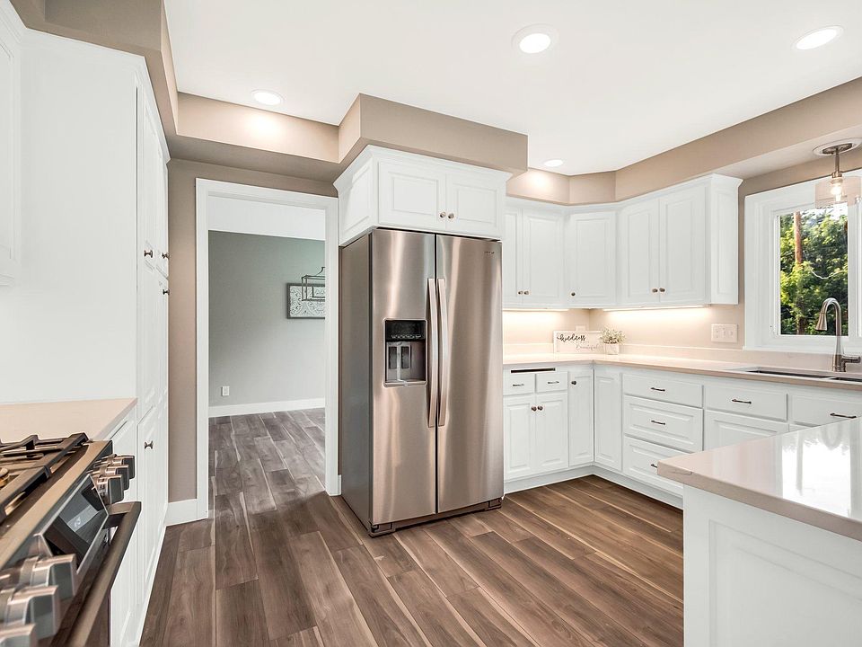 1st image of 3201 Hilldale Ave NE